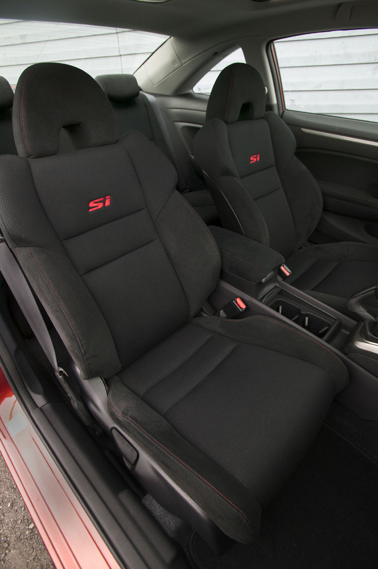 2006 Honda Civic Si Coupe Front Seats Picture