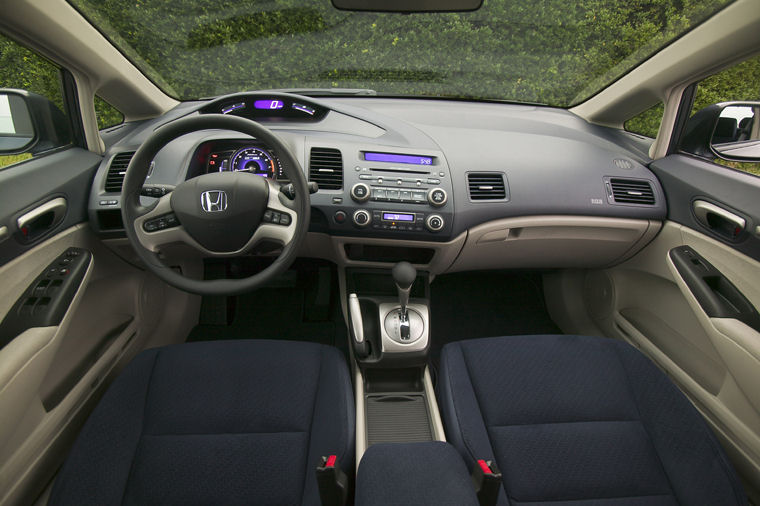 2006 Honda Civic Hybrid Cockpit Picture