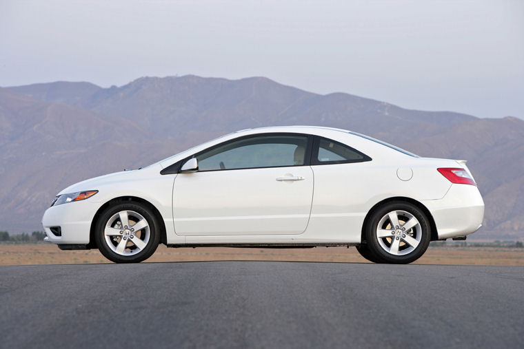 2007 Honda Civic Coupe Picture