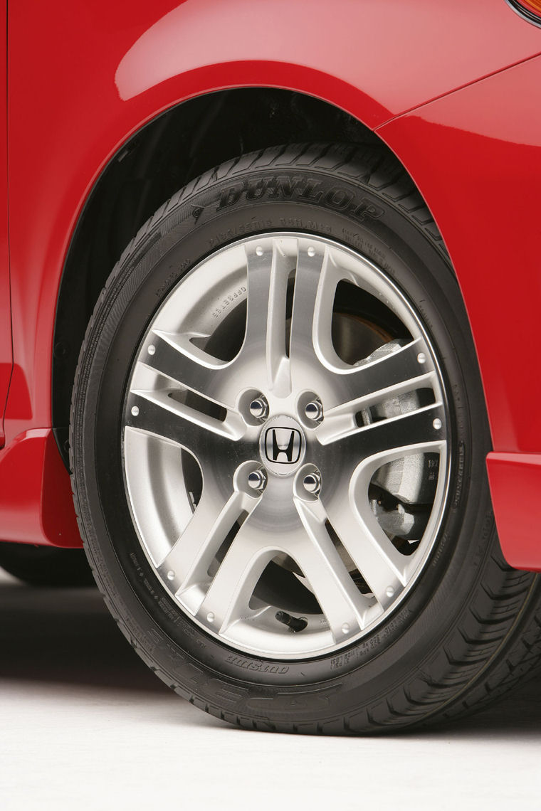 2007 Honda Fit Sport Rim Picture