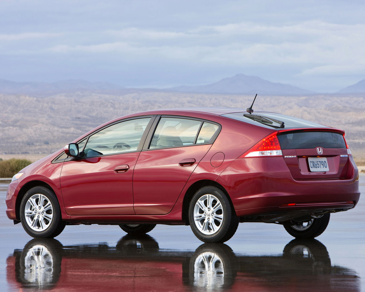 Honda Insight Desktop Wallpaper