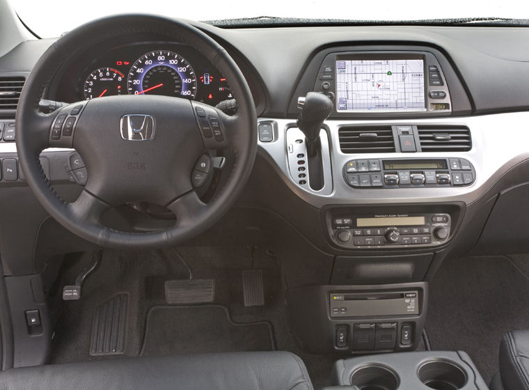 2008 Honda Odyssey Cockpit Picture