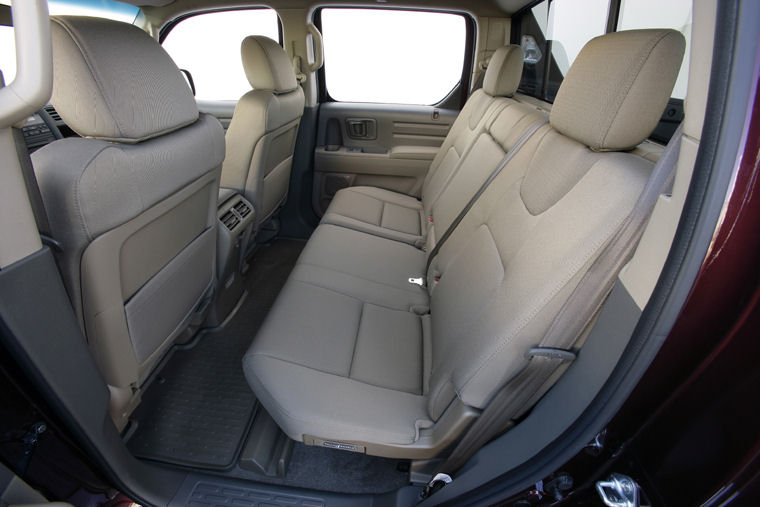 2008 Honda Ridgeline Rear Seats Picture