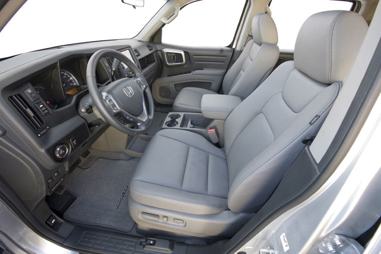 2009 Honda Ridgeline RTL Front Seats Picture