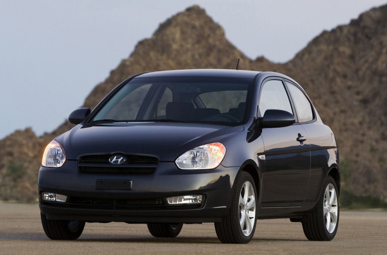 2008 Hyundai Accent Hatchback Picture