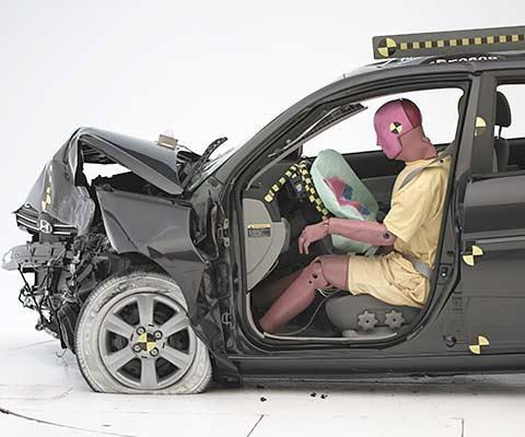 2009 Hyundai Accent IIHS Frontal Impact Crash Test Picture