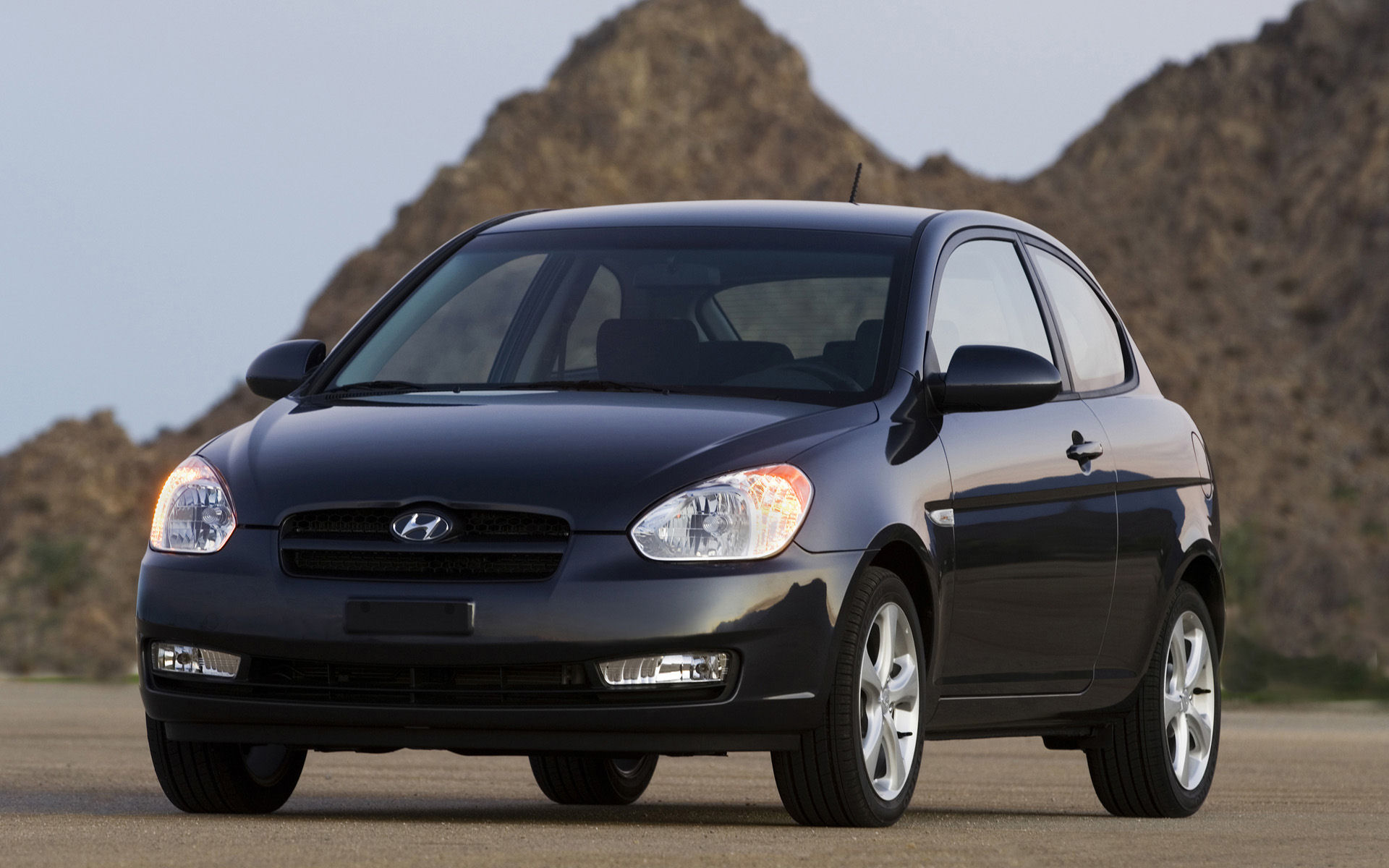 Hyundai Accent Desktop Wallpaper