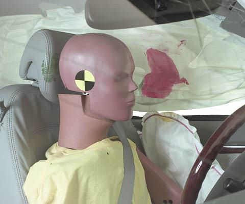 2008 Hyundai Azera IIHS Side Impact Crash Test Picture