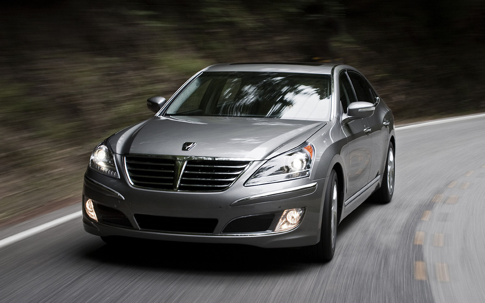 Hyundai Equus Desktop Wallpaper