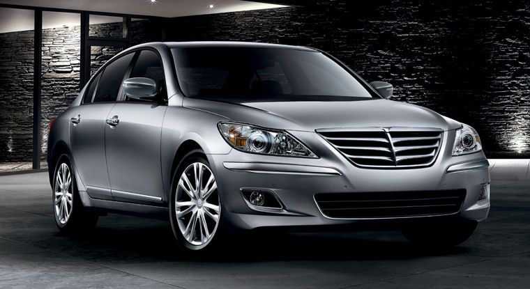 2011 Hyundai Genesis Picture