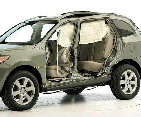 2009 Hyundai Santa Fe IIHS Side Impact Crash Test Picture