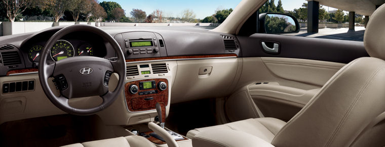 2007 Hyundai Sonata Interior Picture