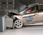 2009 Hyundai Sonata IIHS Frontal Impact Crash Test Picture