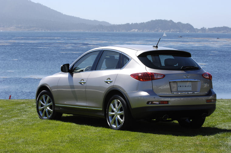 2010 Infiniti EX35 Picture