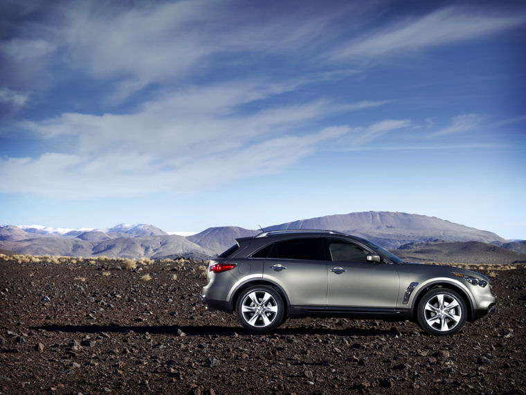 2010 Infiniti FX50 Picture