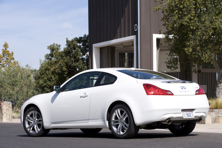 2009 Infiniti G37x Coupe Picture