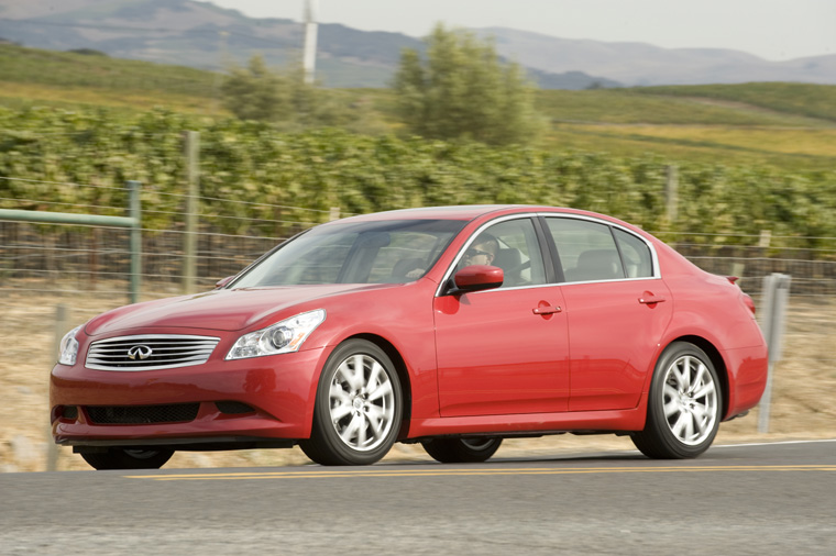 2009 Infiniti G37S Picture