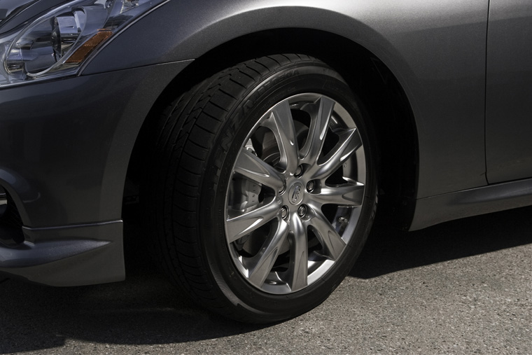 2010 Infiniti G37S Rim Picture