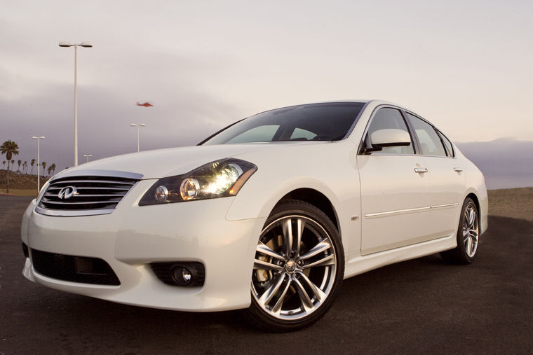 2009 Infiniti M45 S Picture