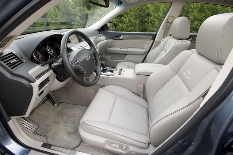 2009 Infiniti M35 S Front Seats Picture