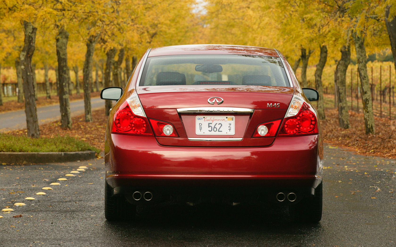 Infiniti M Desktop Wallpaper