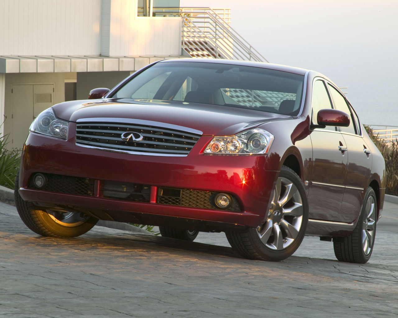 Infiniti M Desktop Wallpaper