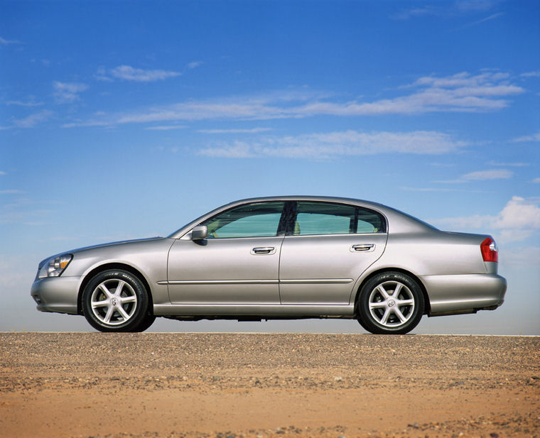 2002 Infiniti Q45 Picture