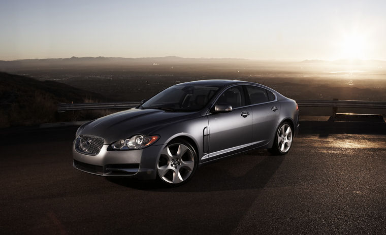 2009 Jaguar XF Picture