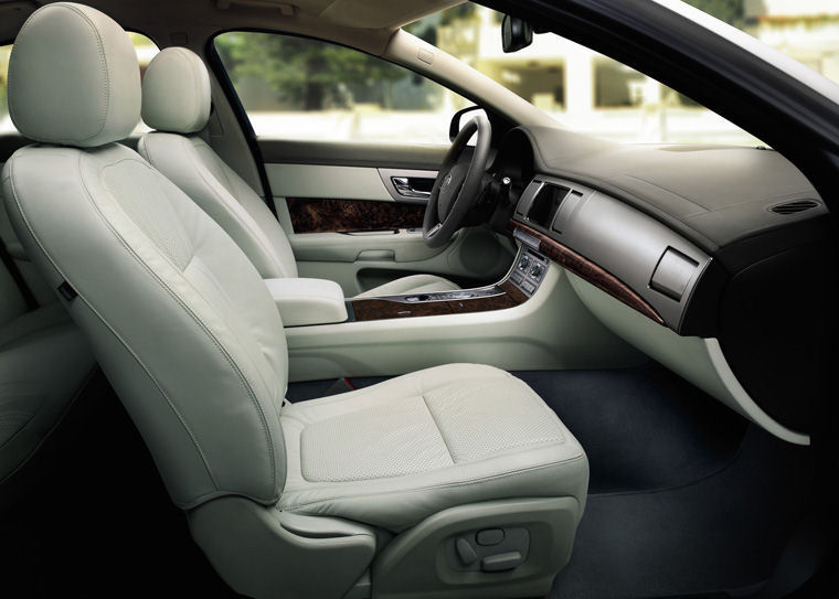 2011 Jaguar XF Front Seats Picture