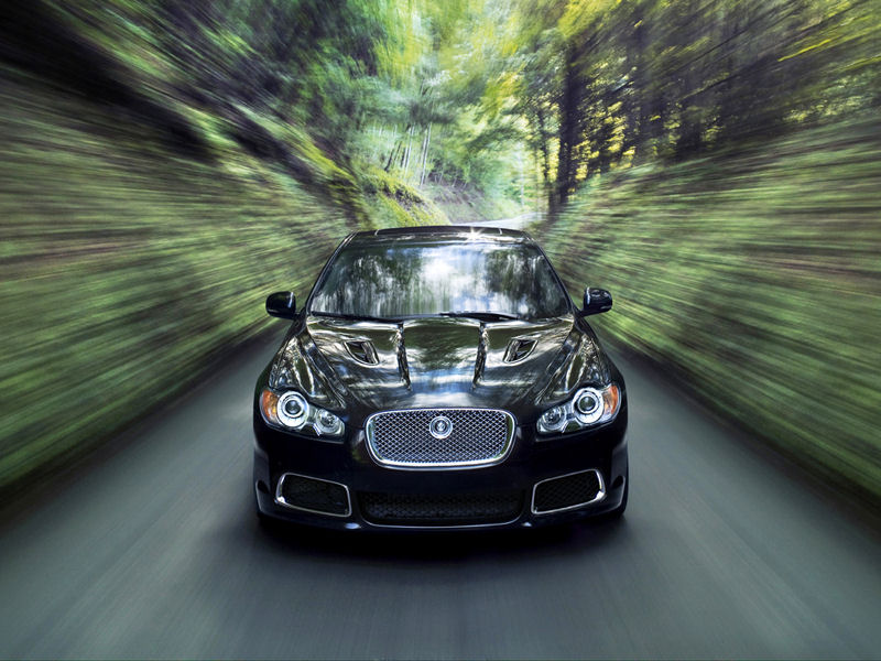 Jaguar XF Desktop Wallpaper