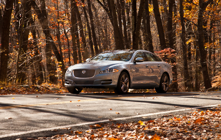 2011 Jaguar XJ Picture