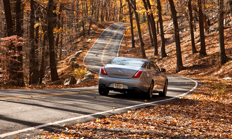 2011 Jaguar XJ Picture