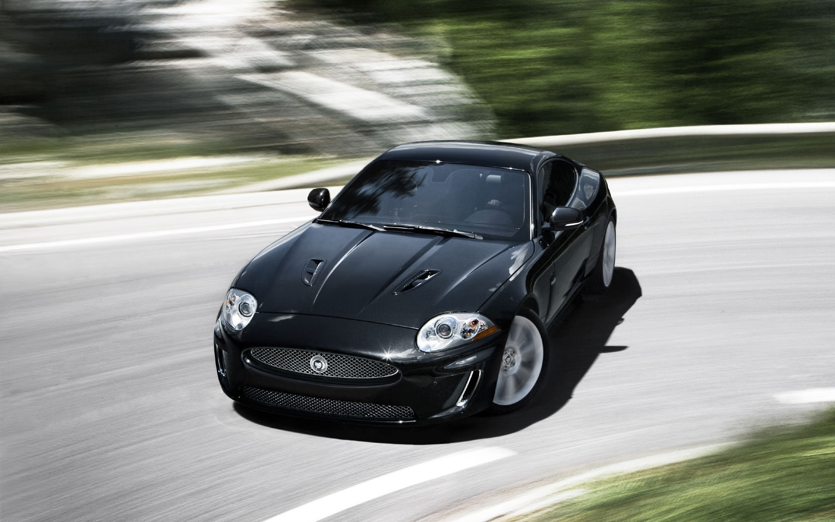 Jaguar XK Desktop Wallpaper