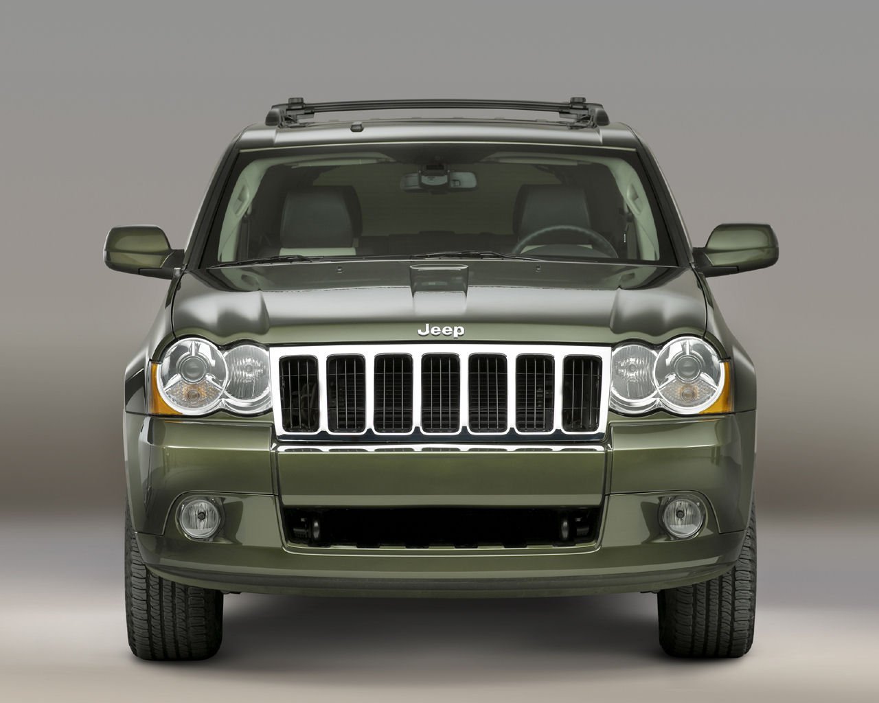 Jeep Grand Cherokee Desktop Wallpaper