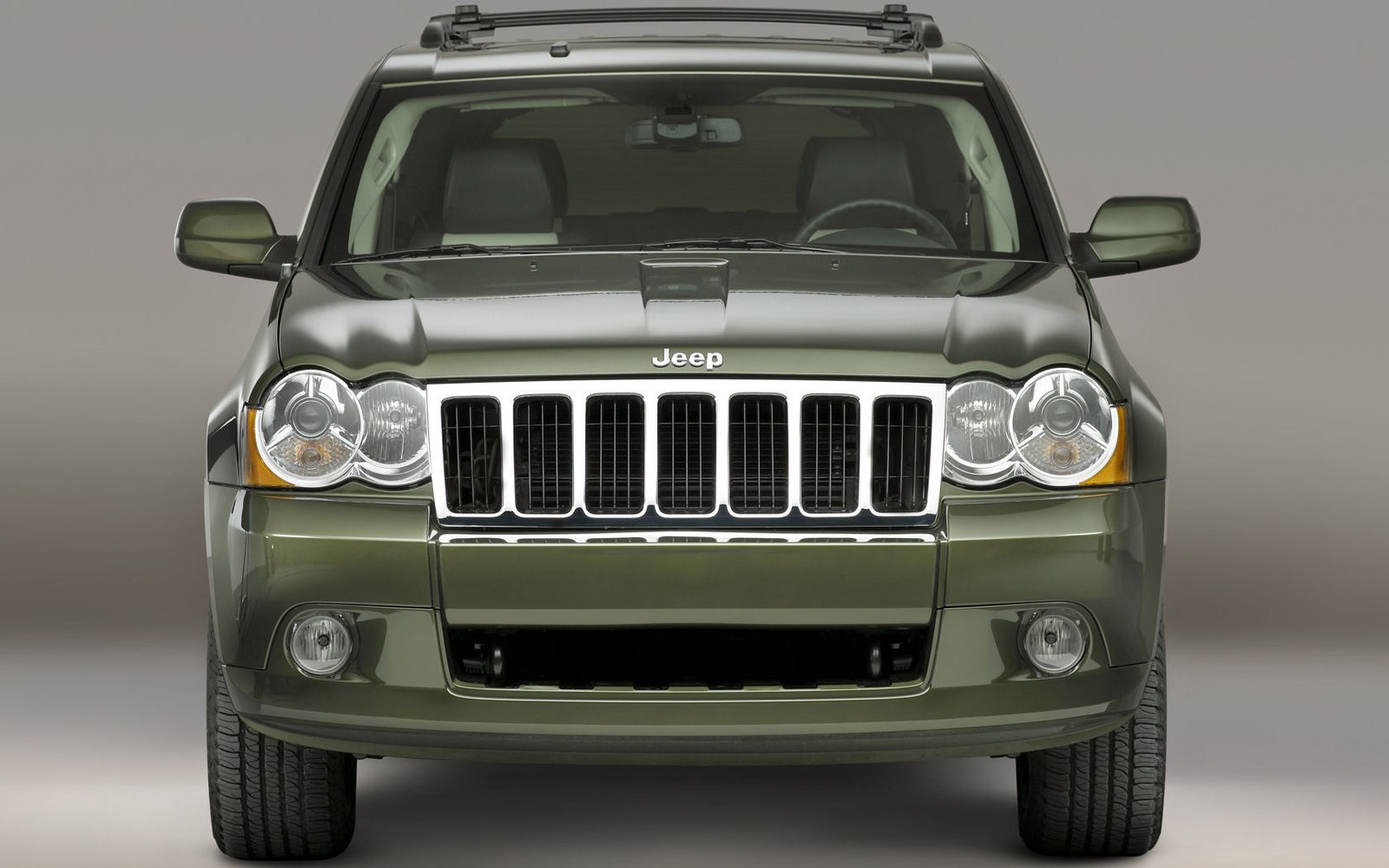 Jeep Grand Cherokee Desktop Wallpaper