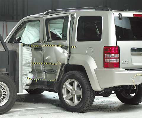 2008 Jeep Liberty IIHS Side Impact Crash Test Picture