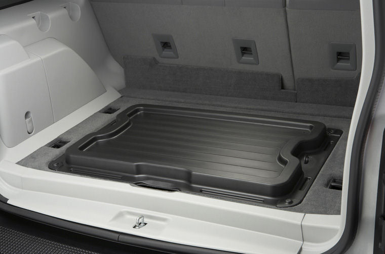 2010 Jeep Liberty Limited 4WD Trunk Underfloor Storage Picture