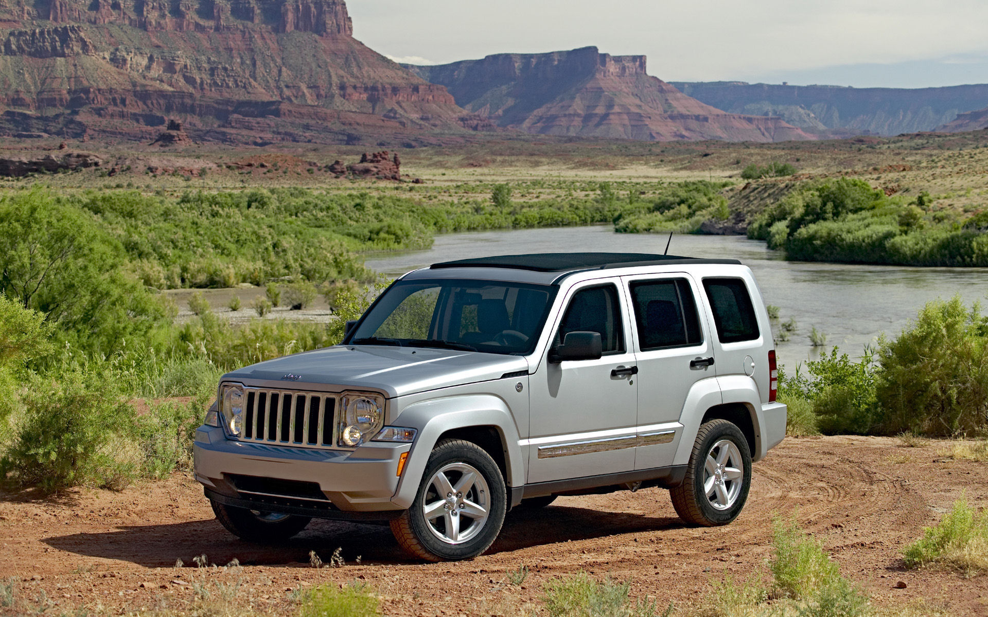 Jeep Liberty Sport, Limited V6 4WD Free Widescreen Wallpaper