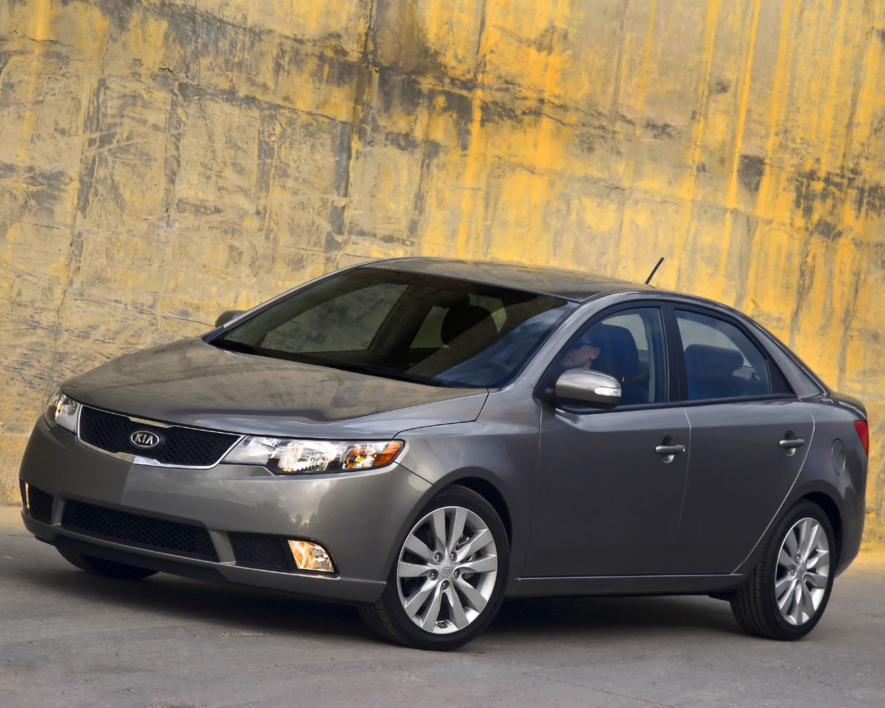 Kia Forte Desktop Wallpaper