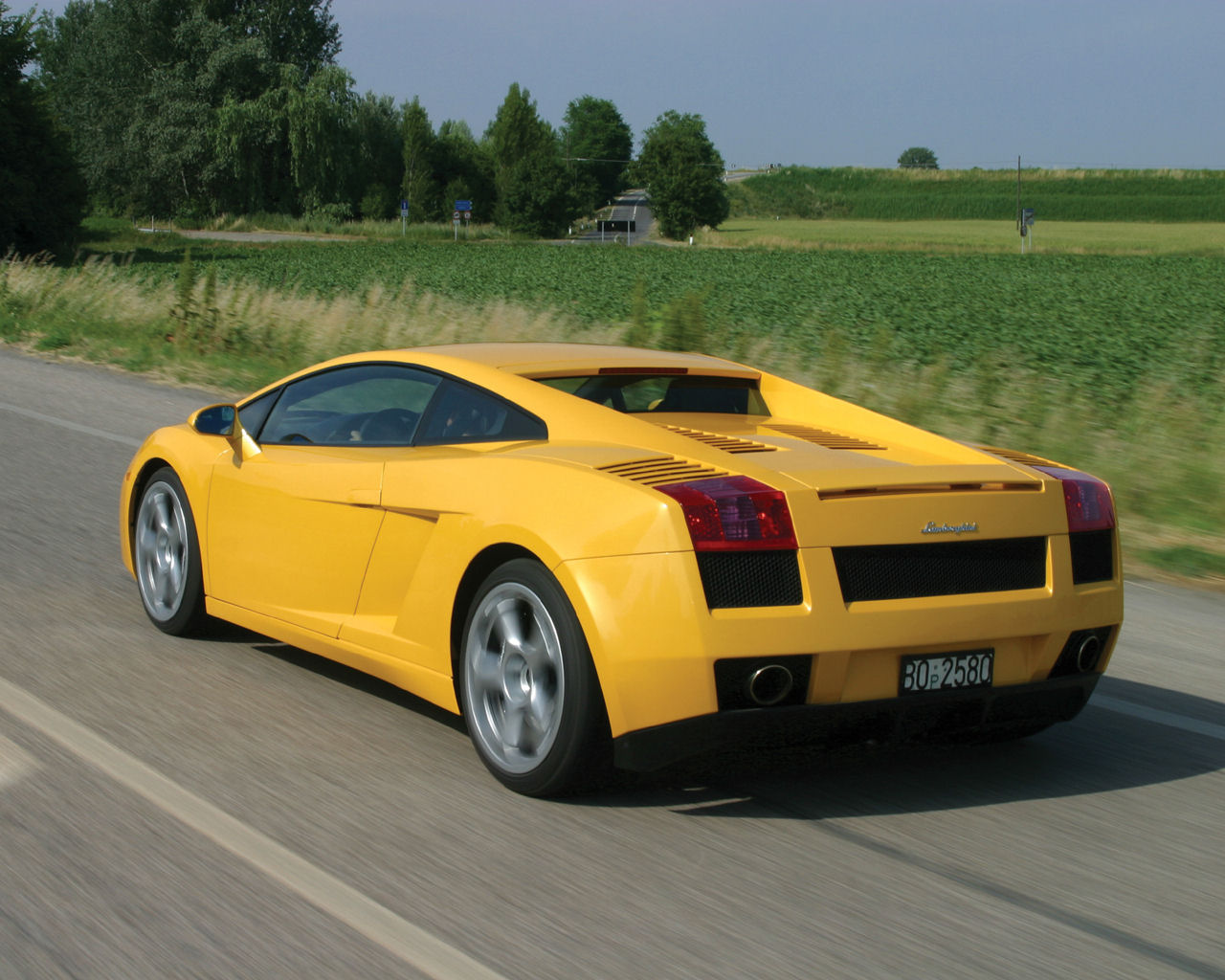 Lamborghini Gallardo Desktop Wallpaper