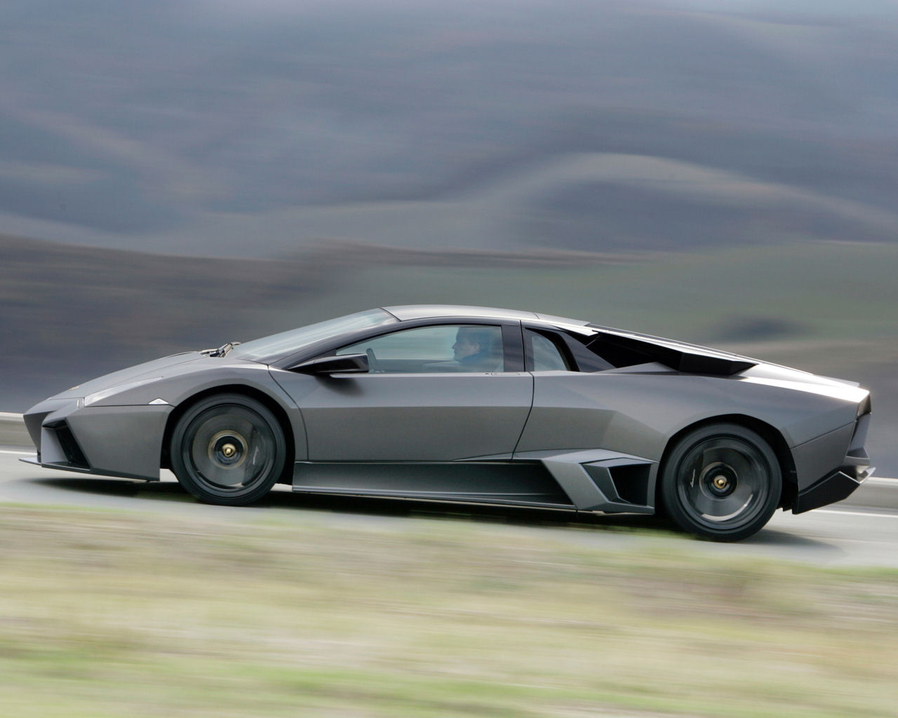 Lamborghini Reventon Desktop Wallpaper