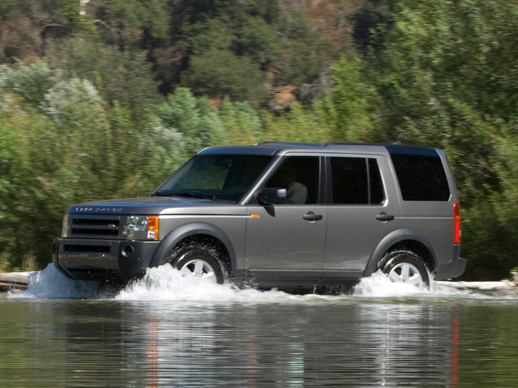 Land Rover LR3 Desktop Wallpaper