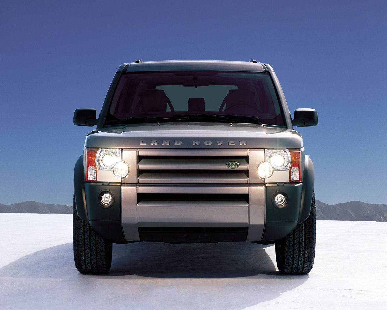 Land Rover LR3 Desktop Wallpaper