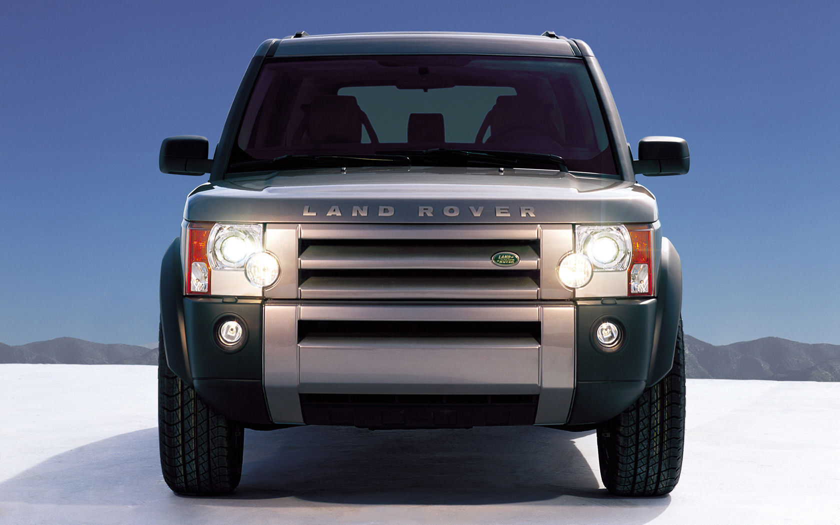 Land Rover LR3 Desktop Wallpaper