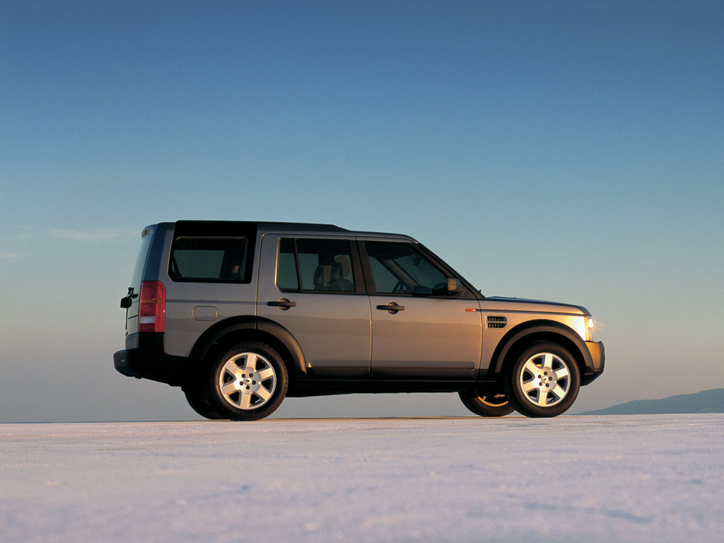 Land Rover LR3 Desktop Wallpaper