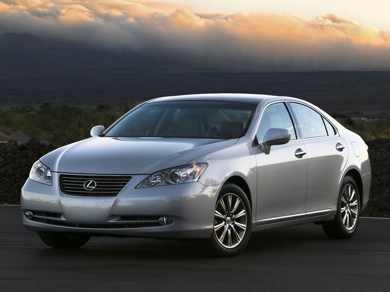 Lexus ES Desktop Wallpaper