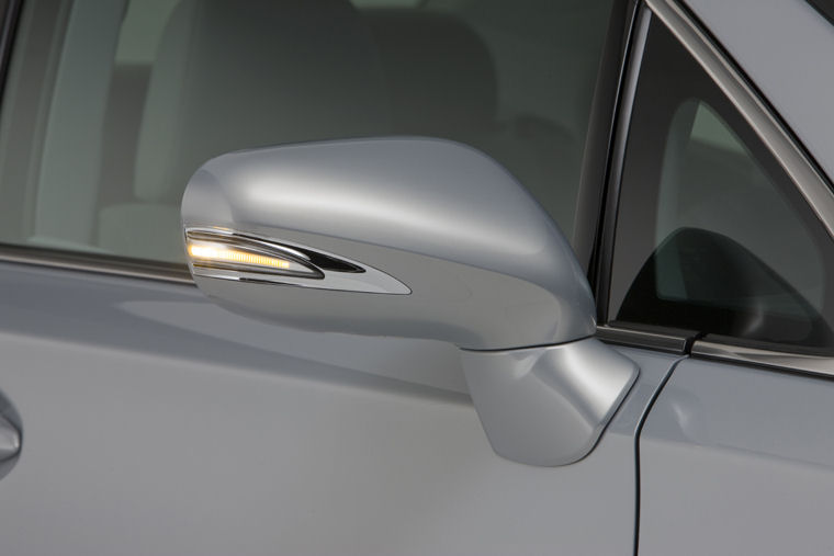 2010 Lexus HS250h Door Mirror Picture