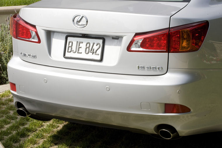 2009 Lexus IS 350 Tail Lights Picture