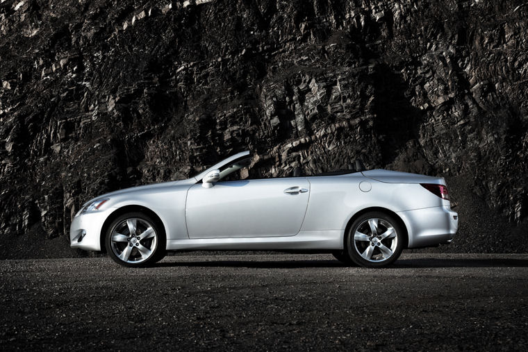 2010 Lexus IS 350C Picture