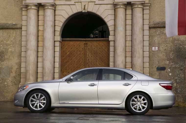 2008 Lexus LS 460 Picture